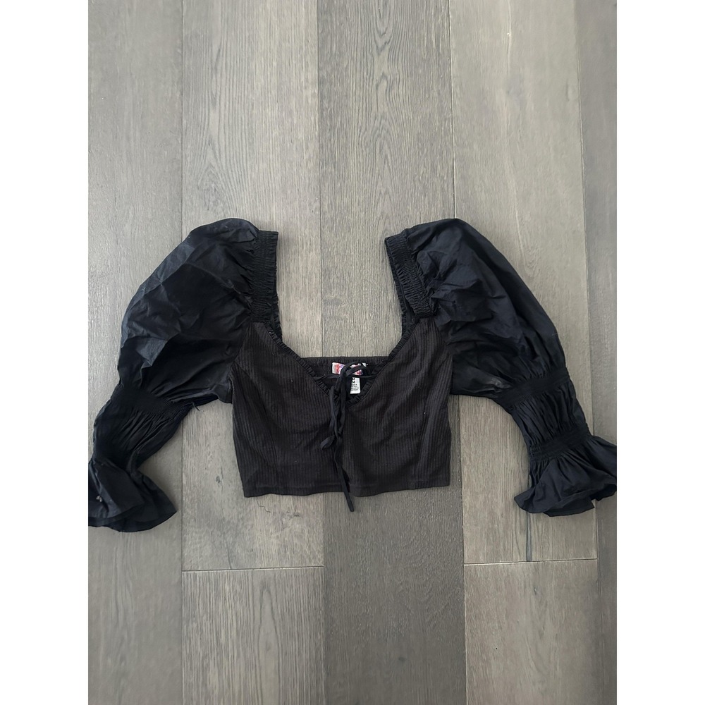 Urban Outfitters Top Womens Medium Black Puff Sleeve Smocked Tie Front‎ Crop